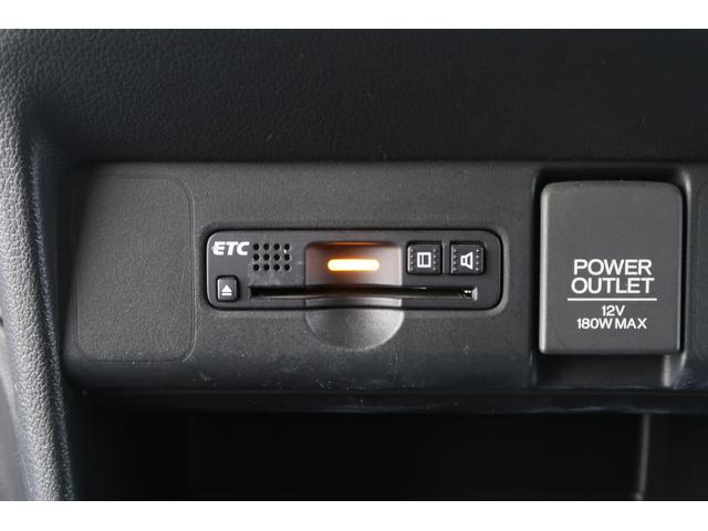 Ｎ－ＢＯＸ Ｇ・ターボＬパッケージ　認定中古車　ナビ　Ｂカメラ　ドラレコ　ＥＴＣ　クルコン　片側電動ドア　地デジフルセグ　Ｒカメラ　ベンチシート　盗難防止システム　ＵＳＢ　クルーズコントロール　ＡＡＣ　横滑り防止装置付き　ＤＶＤ再生（18枚目）