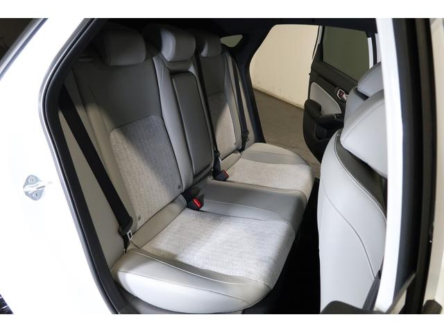 シビック e:HEVEX 認定中古車 2年保証付 ナビ Bカメラ ドラレコ ETC 運転支援 デモカー ホンダコネクト 衝突被害軽減ブレーキ シートヒーター フルセグ LEDヘッドライト サイドカーテンエアバック サンルーフ(20枚目)
