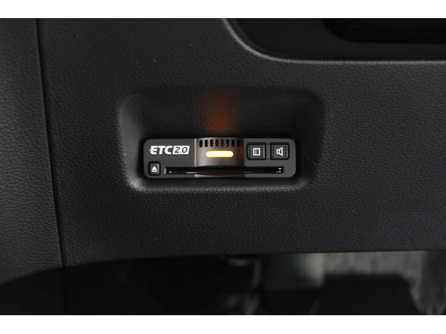 フィット e:HEVホーム 認定中古車 2年保証付 ワンオーナー ナビ Bカメラ ドラレコ ETC 運転支援全周囲カメラ 前後誤発進抑制機能 クリソナ マルチビュー 助手席エアバッグ 運転席エアバッグ 1オナ シートヒーター(16枚目)