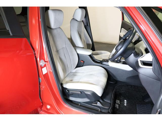 フィット e:HEVホーム 認定中古車 2年保証付 ワンオーナー ナビ Bカメラ ドラレコ ETC 運転支援全周囲カメラ 前後誤発進抑制機能 クリソナ マルチビュー 助手席エアバッグ 運転席エアバッグ 1オナ シートヒーター(20枚目)