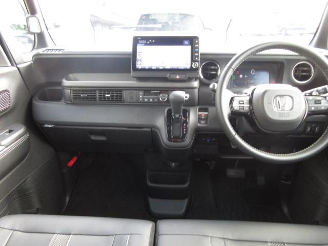 Ｎ－ＢＯＸカスタム ターボコーディネートスタイル　ホンダ認定中古車２年保証付／ドライブレコーダー／全周カメラ／メモリーナビ／地デジフルセグ／Ｂｌｕｅｔｏｏｔｈ／ＵＳＢ端子／シートヒーター／ＥＴＣ車載器／本革シート／両側パワースライドドア／スマートキー（7枚目）
