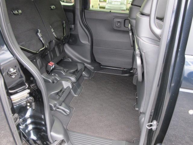 Ｎ－ＢＯＸカスタム ターボコーディネートスタイル　ホンダ認定中古車２年保証付／ドライブレコーダー／全周カメラ／メモリーナビ／地デジフルセグ／Ｂｌｕｅｔｏｏｔｈ／ＵＳＢ端子／シートヒーター／ＥＴＣ車載器／本革シート／両側パワースライドドア／スマートキー（19枚目）