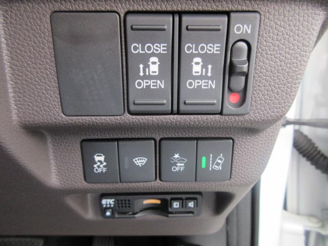 フリードハイブリッド ハイブリッド・Gホンダセンシング 1年保証付 両側パワースライドドア 前後ドライブレコーダー メモリーナビ 地デジフルセグ Bluetooth バックカメラ ETC シートヒーター 車両追従クルージング装置 軽減ブレーキ 1オ-ナ-(19枚目)