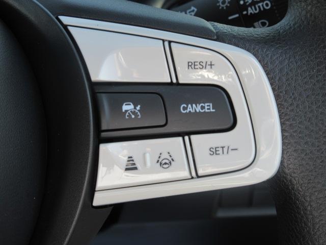 フィット ホーム 認定中古車2年保証 安全支援 サイドエアバッグ カーテンエアバッグ フルセグTV メモリーナビ ETC ドラレコ 衝突軽減ブレーキ ワンオーナー LEDライト オートライト クリアランスソナー DVD(17枚目)