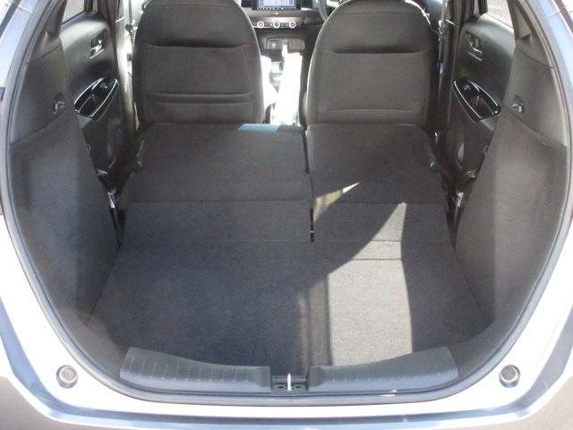 フィット ホーム 認定中古車2年保証 安全支援 サイドエアバッグ カーテンエアバッグ フルセグTV メモリーナビ ETC ドラレコ 衝突軽減ブレーキ ワンオーナー LEDライト オートライト クリアランスソナー DVD(32枚目)