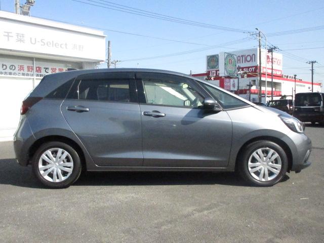 フィット ホーム 認定中古車2年保証 安全支援 サイドエアバッグ カーテンエアバッグ フルセグTV メモリーナビ ETC ドラレコ 衝突軽減ブレーキ ワンオーナー LEDライト オートライト クリアランスソナー DVD(34枚目)