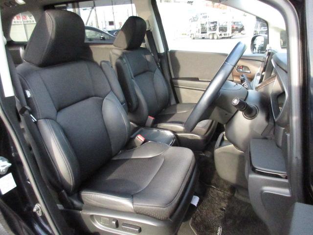 オデッセイハイブリッド ｅ：ＨＥＶアブソルート・ＥＸ　ホンダ認定中古車２年保証付　電動リアゲート　両側パワースライドドア　電動シート　全周囲カメラ　メモリーナビ　Ｂｌｕｅｔｏｏｔｈ　地デジフルセグ　シートヒーター　ＥＴＣ２．０車載器　安全運転補助装置（19枚目）