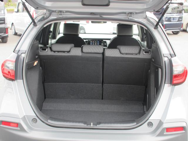 フィット ｅ：ＨＥＶクロスター　ホンダ認定中古車２年保証　当社デモカー　ドライブレコーダー　メモリーナビ　Ｂｌｕｅｔｏｏｔｈ　バックカメラ　ＥＴＣ２．０車載器　障害物センサー　スマートキー　セキュリティーアラーム　ハーフレザーシート（23枚目）