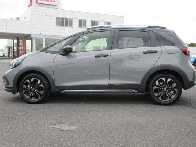 フィット ｅ：ＨＥＶクロスター　ホンダ認定中古車２年保証　当社デモカー　ドライブレコーダー　メモリーナビ　Ｂｌｕｅｔｏｏｔｈ　バックカメラ　ＥＴＣ２．０車載器　障害物センサー　スマートキー　セキュリティーアラーム　ハーフレザーシート（26枚目）