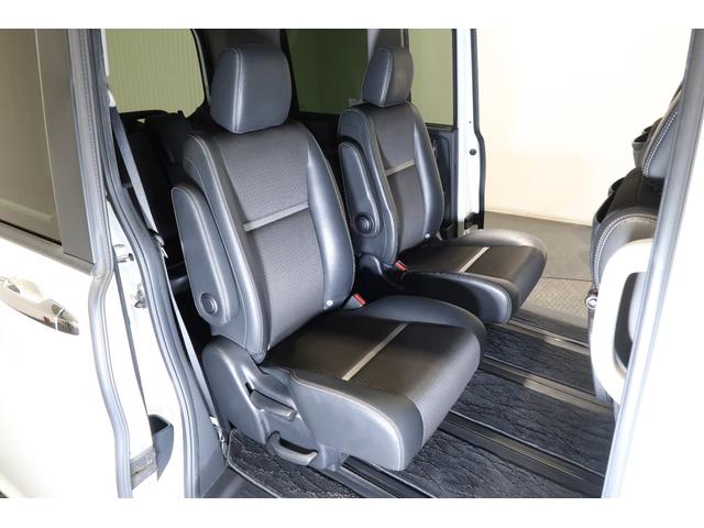 ◆◆リアシートもゆったり快適に座っていただけますので、後部座席にお乗りの大切な方も楽しくドライブに参加していただけます。