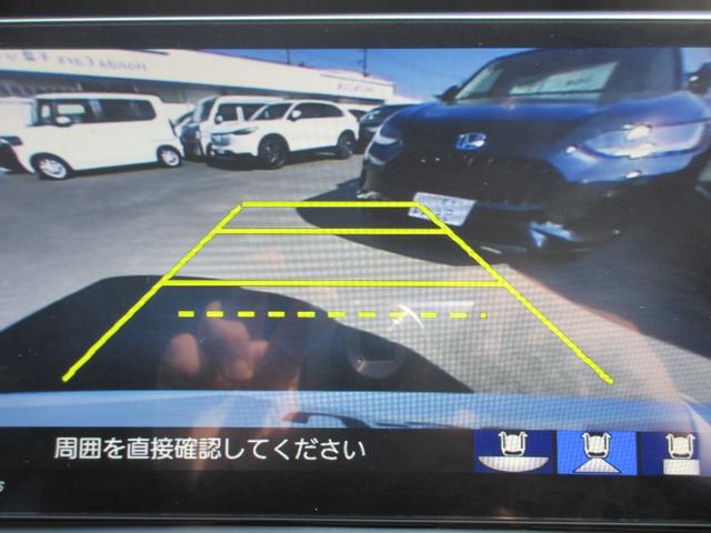 フィット ＲＳ　ホンダ認定中古車２年保証付　ドライブレコーダー　メモリーナビ　地デジフルセグ　Ｂｌｕｅｔｏｏｔｈ　バックカメラ　ＥＴＣ車載器　安全補助装置　障害物センサー　ハーフレザーシート　スマートキー　リアカメラ（9枚目）