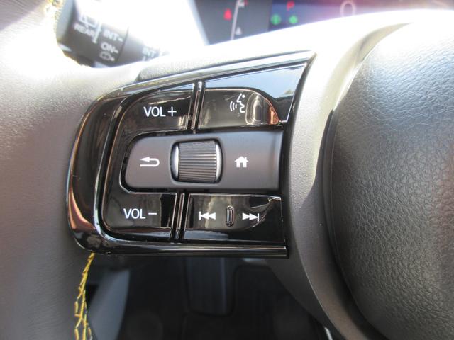 フィット ＲＳ　ホンダ認定中古車２年保証付　ドライブレコーダー　メモリーナビ　地デジフルセグ　Ｂｌｕｅｔｏｏｔｈ　バックカメラ　ＥＴＣ車載器　安全補助装置　障害物センサー　ハーフレザーシート　スマートキー　リアカメラ（16枚目）