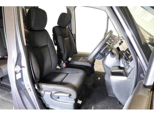 ステップワゴンスパーダ スパーダホンダセンシング　認定中古車　１年保証付　ワンオーナー　ナビ　Ｂカメラ　ＥＴＣ　運転支援　盗難防止　助手席エアバッグ　ワンオーナ－　Ｗパワスラ　リアオートエアコン　地デジ　ＬＥＤライト　横滑り防止システム　リアカメラ（18枚目）
