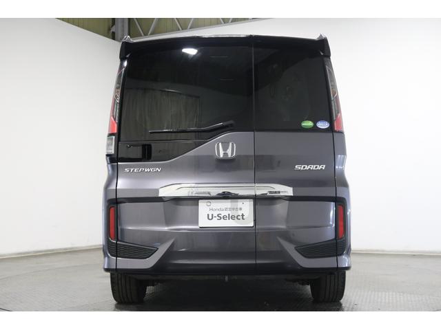 ステップワゴンスパーダ スパーダホンダセンシング　認定中古車　１年保証付　ワンオーナー　ナビ　Ｂカメラ　ＥＴＣ　運転支援　盗難防止　助手席エアバッグ　ワンオーナ－　Ｗパワスラ　リアオートエアコン　地デジ　ＬＥＤライト　横滑り防止システム　リアカメラ（23枚目）
