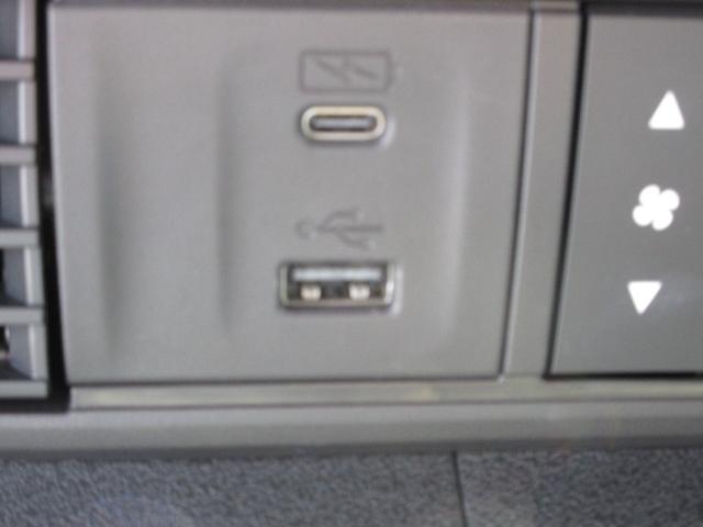 Ｎ－ＢＯＸカスタム コーディネートスタイル　ホンダ認定中古車保証２年付　両側スライドドア　ドライブレコーダー　メモリーナビ　地デジフルセグ　ＵＳＢ端子　Ｂｌｕｅｔｏｏｔｈ　障害物センサー　バックカメラ　安全補助装置　車両追従クルーズコントロール（19枚目）