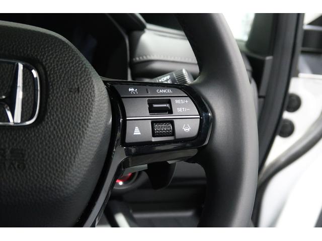 ステップワゴン ｅ：ＨＥＶスパーダ　認定中古車　２年保証付　ワンオーナー　ナビ　Ｂカメラ　ドラレコ　ＥＴＣ　運転支援　１オーナー　デュアルエアコン　フルオートエアコン　ＥＳＣ　シートヒータ　オートライト　キーフリー　ＬＥＤヘッドランプ（17枚目）