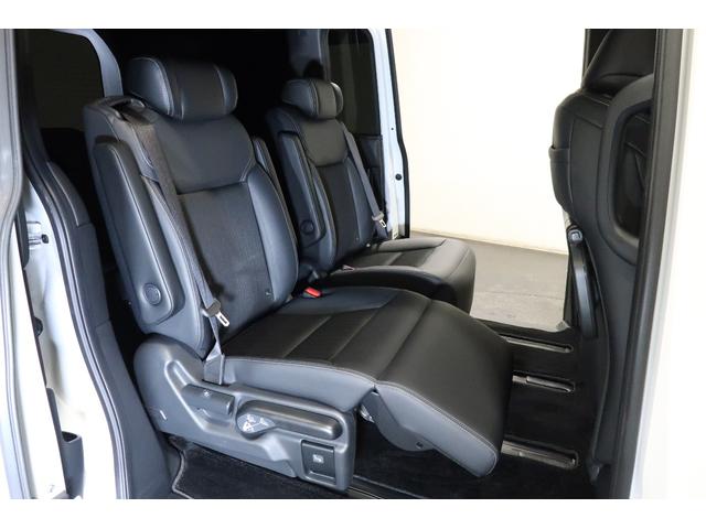 ステップワゴン ｅ：ＨＥＶスパーダ　認定中古車　２年保証付　ワンオーナー　ナビ　Ｂカメラ　ドラレコ　ＥＴＣ　運転支援　１オーナー　デュアルエアコン　フルオートエアコン　ＥＳＣ　シートヒータ　オートライト　キーフリー　ＬＥＤヘッドランプ（28枚目）