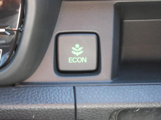 Ｎ－ＯＮＥ プレミアム　ホンダ認定中古車保証２年付　ドライブレコーダー　メモリーナビ　地デジフルセグ　ＵＳＢ端子　Ｂｌｕｅｔｏｏｔｈ　ＥＴＣ車載器　バックカメラ　シートヒーター　安全補助装置　車両追従クルージング　衝突軽減（16枚目）