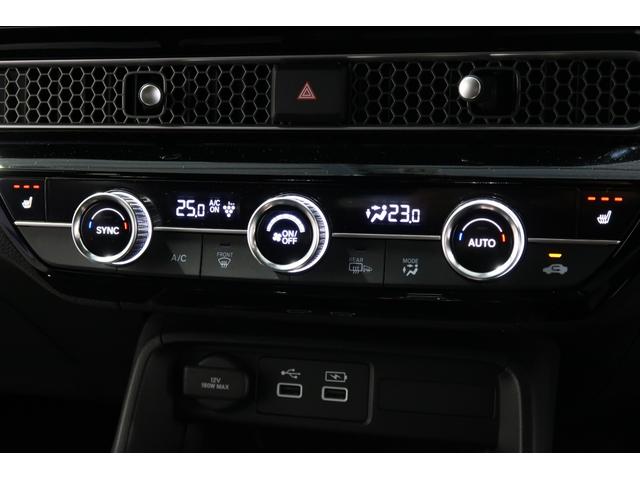 シビック e:HEV 認定中古車 1年保証付 ワンオーナー ナビ Bカメラ ETC 運転支援 盗難防止システム クリアランスソナー オートクルーズコントロール 地デジフルセグ 後カメラ 1オーナー車 USBポート エアコン(12枚目)