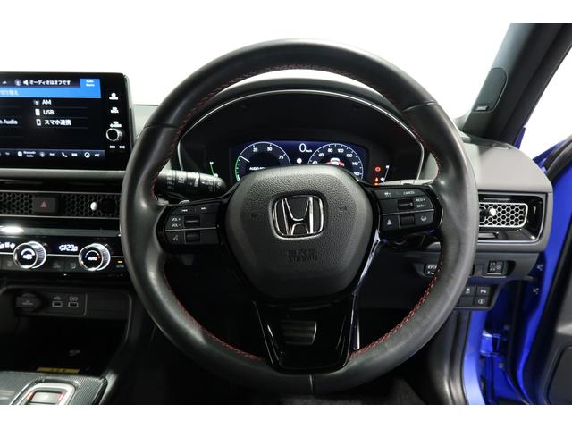 シビック e:HEV 認定中古車 1年保証付 ワンオーナー ナビ Bカメラ ETC 運転支援 盗難防止システム クリアランスソナー オートクルーズコントロール 地デジフルセグ 後カメラ 1オーナー車 USBポート エアコン(13枚目)