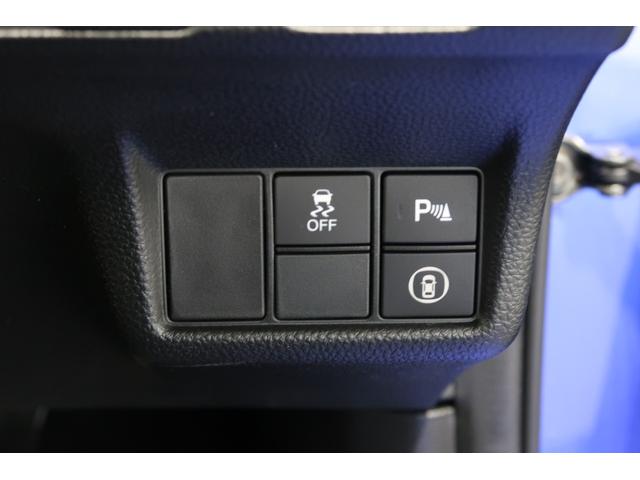 シビック e:HEV 認定中古車 1年保証付 ワンオーナー ナビ Bカメラ ETC 運転支援 盗難防止システム クリアランスソナー オートクルーズコントロール 地デジフルセグ 後カメラ 1オーナー車 USBポート エアコン(15枚目)