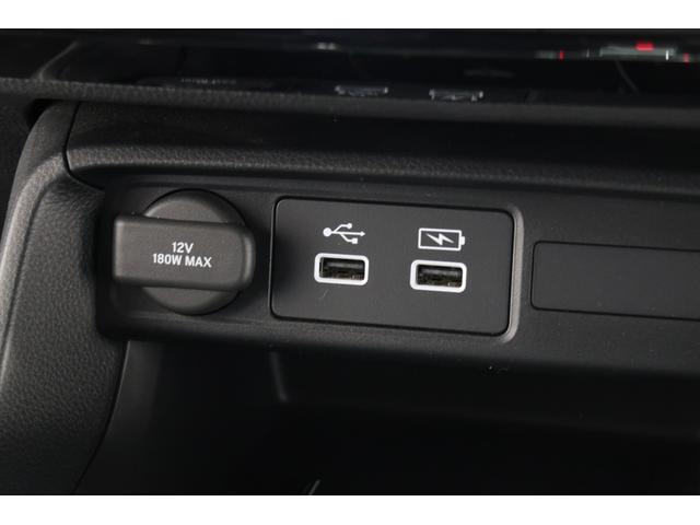 シビック e:HEV 認定中古車 1年保証付 ワンオーナー ナビ Bカメラ ETC 運転支援 盗難防止システム クリアランスソナー オートクルーズコントロール 地デジフルセグ 後カメラ 1オーナー車 USBポート エアコン(17枚目)