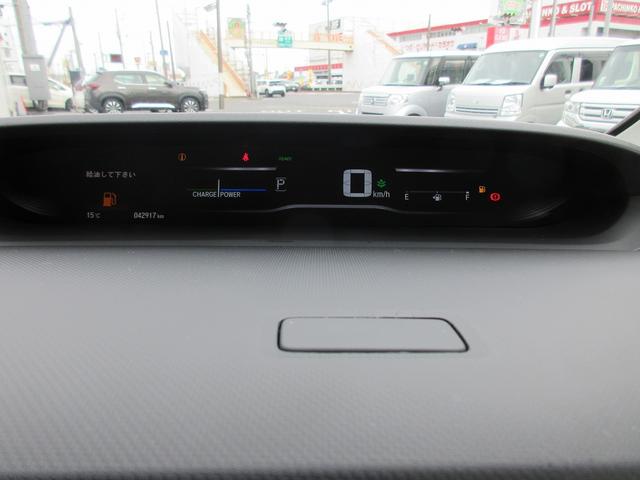 ステップワゴンスパーダ スパーダハイブリッドGホンダセンシング 認定中古車 1年保証付 ワンオーナー ナビ Bカメラ ETC 運転支援 CMBS リヤカメラ スマキー Aストップ ESC USB入力 両側自動ドア オートエアコン LEDヘッドライト 地デジ ABS(11枚目)