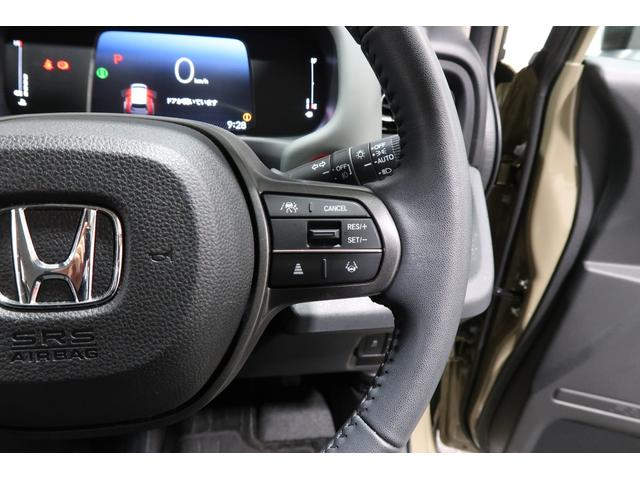 フリード クロスター　ホンダ認定中古車　２年保証　ワンオーナー　ナビ　バックカメラ　ドラレコ　ＥＴＣ　ＥＣＯＮモード　地デジフルセグ　両側電動パワースライドドア　後カメラ　ＵＳＢ　盗難防止システム　ＬＥＤヘッドランプ（18枚目）