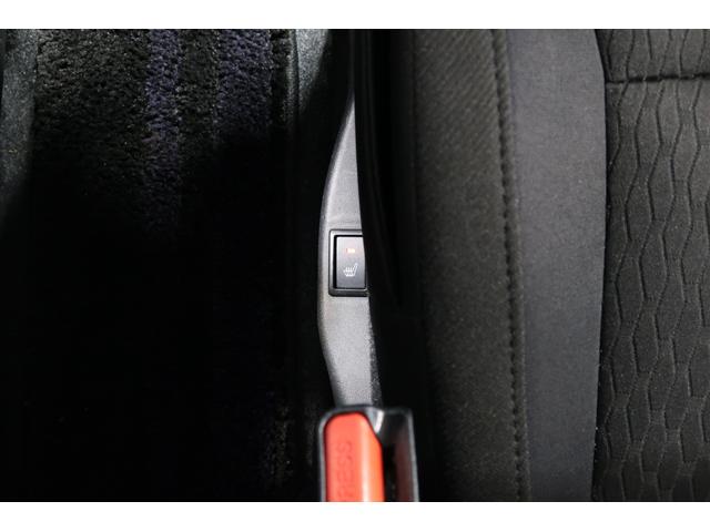 �X�}�[�g�t�H���Ȃǂ̉��y�Đ����\�Ȃt�r�a�ڑ��W���b�N�����ԗ��ł�����