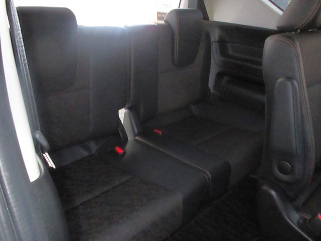 フリードハイブリッド ハイブリッド・クロスター　ホンダ認定中古車２年保証付　前後ドライブレコーダー　両側パワースライドドア　１００Ｖ電源　シートヒーター　メモリーナビ　Ｂｌｕｅｔｏｏｔｈ　バックカメラ　ＥＴＣ　安全補助装置　車両追従クルージング（29枚目）