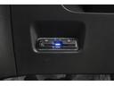 ｅ：ＨＥＶクロスター　ナビ　Ｂカメラ　運転支援　前後ドラレコ　ＥＴＣ　先進ライト　ワンオーナー　横滑り防止機能　ドラレコ付き　ＵＳＢ入力　パワステ　ＬＥＤライト　パワーウィンド　地デジＴＶ　オートクルーズコントロール（17枚目）