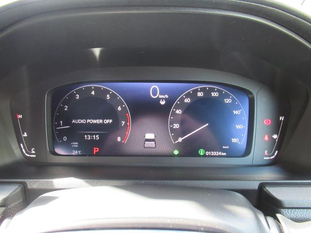 ステップワゴン スパーダ　衝突被害軽減ブレーキ　ＡＣＣ　前後ドラレコ　純正メモリーナビ　全周囲カメラ　フルセグＴＶ　ＣＤ　ＤＶＤ　ＵＳＢ　ＢＴ　両側ＰＳＤ　後席モニタ　純正ＡＷ　ＬＥＤ　Ｓヒータ　ＥＴＣ２．０　１オーナー　禁煙（8枚目）