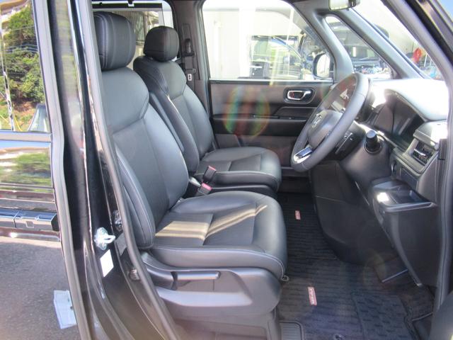 ステップワゴン スパーダ　衝突被害軽減ブレーキ　ＡＣＣ　前後ドラレコ　純正メモリーナビ　全周囲カメラ　フルセグＴＶ　ＣＤ　ＤＶＤ　ＵＳＢ　ＢＴ　両側ＰＳＤ　後席モニタ　純正ＡＷ　ＬＥＤ　Ｓヒータ　ＥＴＣ２．０　１オーナー　禁煙（15枚目）