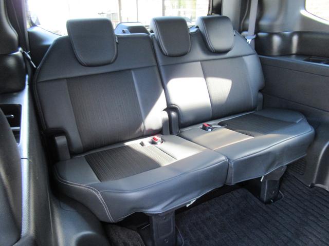 ステップワゴン スパーダ　衝突被害軽減ブレーキ　ＡＣＣ　前後ドラレコ　純正メモリーナビ　全周囲カメラ　フルセグＴＶ　ＣＤ　ＤＶＤ　ＵＳＢ　ＢＴ　両側ＰＳＤ　後席モニタ　純正ＡＷ　ＬＥＤ　Ｓヒータ　ＥＴＣ２．０　１オーナー　禁煙（17枚目）