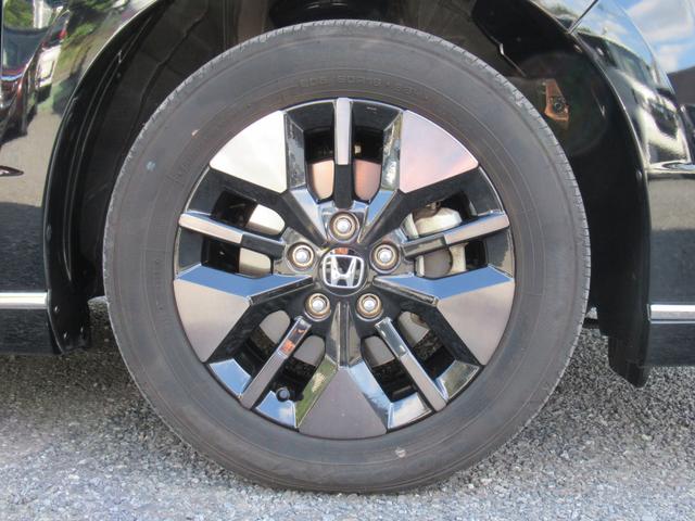 ステップワゴン スパーダ　衝突被害軽減ブレーキ　ＡＣＣ　前後ドラレコ　純正メモリーナビ　全周囲カメラ　フルセグＴＶ　ＣＤ　ＤＶＤ　ＵＳＢ　ＢＴ　両側ＰＳＤ　後席モニタ　純正ＡＷ　ＬＥＤ　Ｓヒータ　ＥＴＣ２．０　１オーナー　禁煙（20枚目）