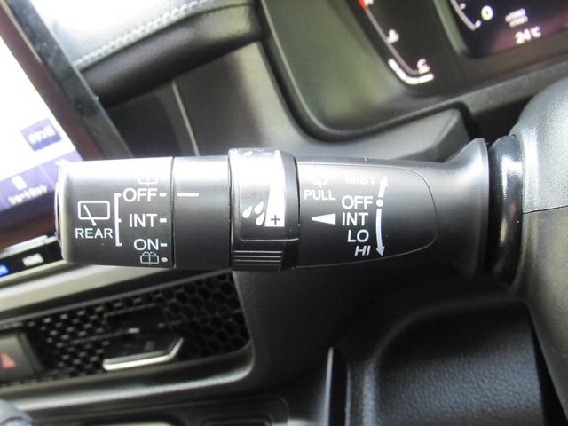 ステップワゴン スパーダ　衝突被害軽減ブレーキ　ＡＣＣ　前後ドラレコ　純正メモリーナビ　全周囲カメラ　フルセグＴＶ　ＣＤ　ＤＶＤ　ＵＳＢ　ＢＴ　両側ＰＳＤ　後席モニタ　純正ＡＷ　ＬＥＤ　Ｓヒータ　ＥＴＣ２．０　１オーナー　禁煙（45枚目）