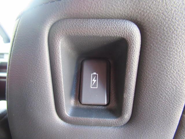 ステップワゴン スパーダ　衝突被害軽減ブレーキ　ＡＣＣ　前後ドラレコ　純正メモリーナビ　全周囲カメラ　フルセグＴＶ　ＣＤ　ＤＶＤ　ＵＳＢ　ＢＴ　両側ＰＳＤ　後席モニタ　純正ＡＷ　ＬＥＤ　Ｓヒータ　ＥＴＣ２．０　１オーナー　禁煙（57枚目）