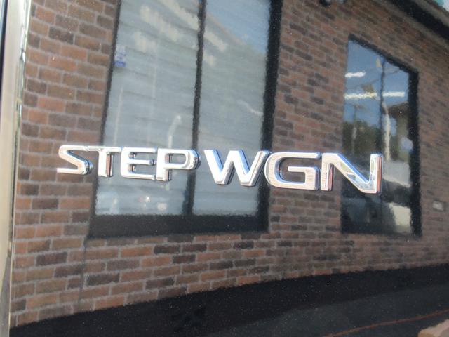 ステップワゴン スパーダ　衝突被害軽減ブレーキ　ＡＣＣ　前後ドラレコ　純正メモリーナビ　全周囲カメラ　フルセグＴＶ　ＣＤ　ＤＶＤ　ＵＳＢ　ＢＴ　両側ＰＳＤ　後席モニタ　純正ＡＷ　ＬＥＤ　Ｓヒータ　ＥＴＣ２．０　１オーナー　禁煙（78枚目）