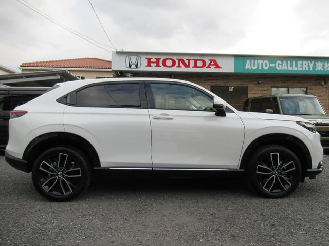 ヴェゼル e:HEV Z 衝突被害軽減ブレーキ ACC 前後ドラレコ 純正メモリーナビ Bカメラ フルセグ CD DVD USB BT 純正AW LED Pテールゲート Sヒータ ステアリングヒータ ETC2.0 1オナ 禁煙(3枚目)