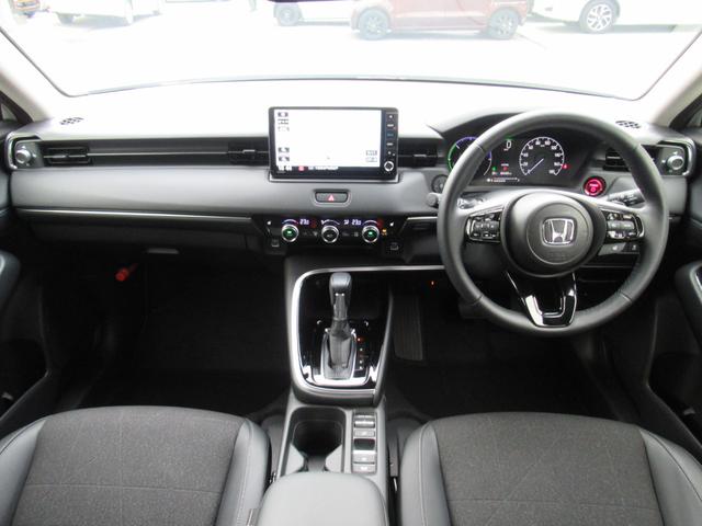 ヴェゼル e:HEV Z 衝突被害軽減ブレーキ ACC 前後ドラレコ 純正メモリーナビ Bカメラ フルセグ CD DVD USB BT 純正AW LED Pテールゲート Sヒータ ステアリングヒータ ETC2.0 1オナ 禁煙(7枚目)