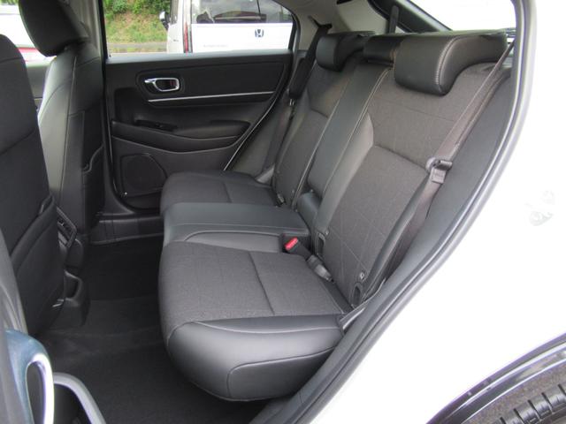 ヴェゼル e:HEV Z 衝突被害軽減ブレーキ ACC 前後ドラレコ 純正メモリーナビ Bカメラ フルセグ CD DVD USB BT 純正AW LED Pテールゲート Sヒータ ステアリングヒータ ETC2.0 1オナ 禁煙(16枚目)