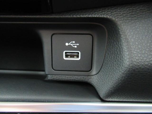 ヴェゼル e:HEV Z 衝突被害軽減ブレーキ ACC 前後ドラレコ 純正メモリーナビ Bカメラ フルセグ CD DVD USB BT 純正AW LED Pテールゲート Sヒータ ステアリングヒータ ETC2.0 1オナ 禁煙(44枚目)