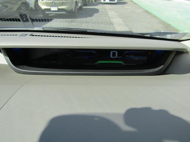 フリードハイブリッド ハイブリッド・EX 衝突被害軽減ブレーキ ACC 前後ドラレコ 純正メモリーナビ Bカメラ フルセグTV CD DVD USB BT 両側PSD 純正AW LED シートヒーター ウォークスルー ETC 1オーナ 禁煙車(8枚目)