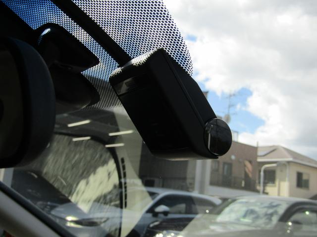 フリードハイブリッド ハイブリッド・EX 衝突被害軽減ブレーキ ACC 前後ドラレコ 純正メモリーナビ Bカメラ フルセグTV CD DVD USB BT 両側PSD 純正AW LED シートヒーター ウォークスルー ETC 1オーナ 禁煙車(11枚目)