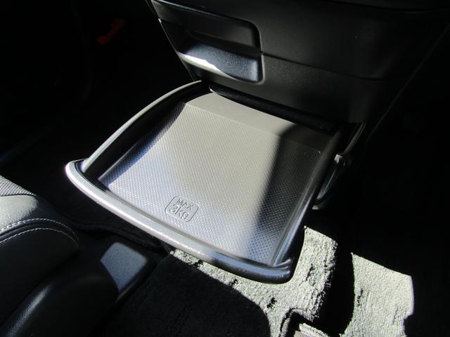 フリードハイブリッド ハイブリッド・EX 衝突被害軽減ブレーキ ACC 前後ドラレコ 純正メモリーナビ Bカメラ フルセグTV CD DVD USB BT 両側PSD 純正AW LED シートヒーター ウォークスルー ETC 1オーナ 禁煙車(42枚目)