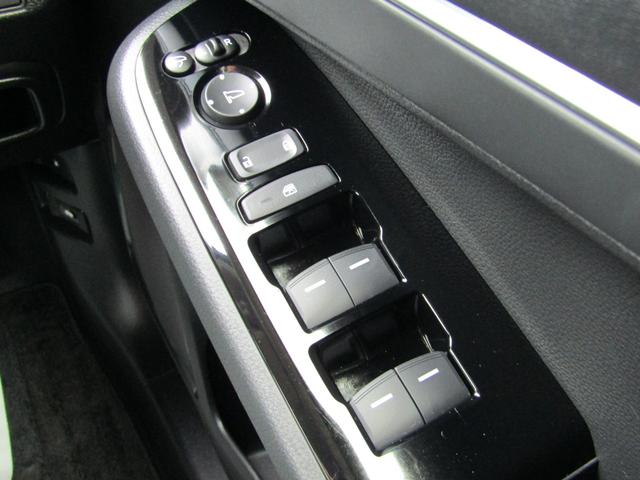 ヴェゼル e:HEV Z 純正ナビ Bカメラ フルセグTV LED 衝突被害軽減ブレーキ Aクルーズコントロール USB入力端子 Bluetooth オートライト フロントフォグランプ クリアランスソナー 1オーナー 禁煙車(43枚目)