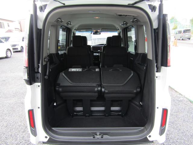 ステップワゴンスパーダ スパーダ　ホンダセンシング　純正ナビ　Ｂカメラ　ＥＴＣ　前後ドラレコ　ホンダセンシング　ワンオーナー　　ＡＣＣ　フルセグＴＶ　ＣＤ　ＤＶＤ再生　ＵＳＢ　Ｂｌｕｅｔｏｏｔｈ　両側ＰＳＤ　ＡＷ　ＬＥＤヘッドライト　オートライト（11枚目）