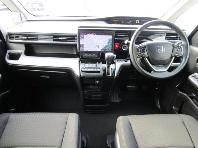 ステップワゴンスパーダ スパーダ　ホンダセンシング　純正ナビ　Ｂカメラ　ＥＴＣ　前後ドラレコ　ホンダセンシング　ワンオーナー　　ＡＣＣ　フルセグＴＶ　ＣＤ　ＤＶＤ再生　ＵＳＢ　Ｂｌｕｅｔｏｏｔｈ　両側ＰＳＤ　ＡＷ　ＬＥＤヘッドライト　オートライト（23枚目）