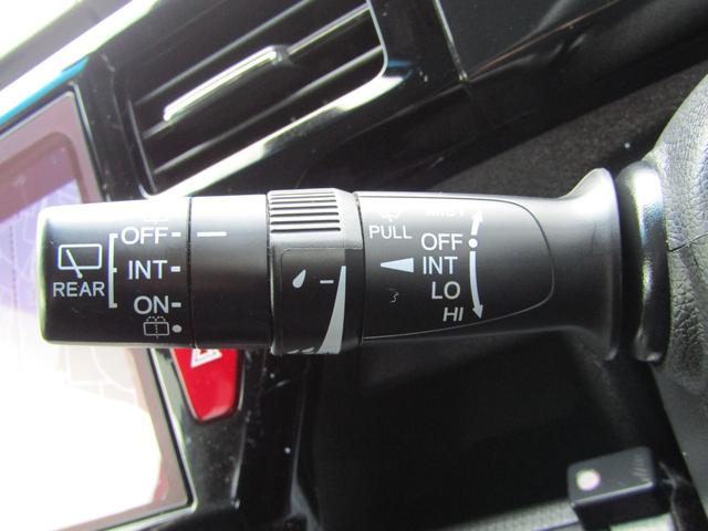 ステップワゴンスパーダ スパーダ　ホンダセンシング　純正ナビ　Ｂカメラ　ＥＴＣ　前後ドラレコ　ホンダセンシング　ワンオーナー　　ＡＣＣ　フルセグＴＶ　ＣＤ　ＤＶＤ再生　ＵＳＢ　Ｂｌｕｅｔｏｏｔｈ　両側ＰＳＤ　ＡＷ　ＬＥＤヘッドライト　オートライト（40枚目）