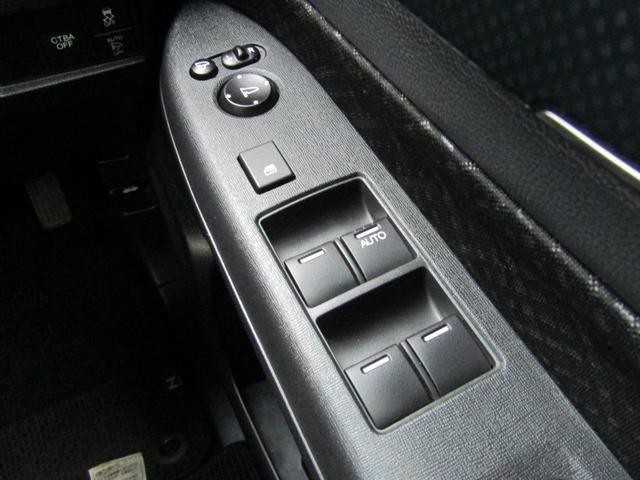 N-WGNカスタム G SSパッケージ 純正ナビ バックカメラ 地デジ USB Bluetooth 純正フロントドライブレコーダー 純正ETC装備 横滑り防止 HIDヘッドライト オートライト 純正アルミホイール オートリトラミラー(12枚目)